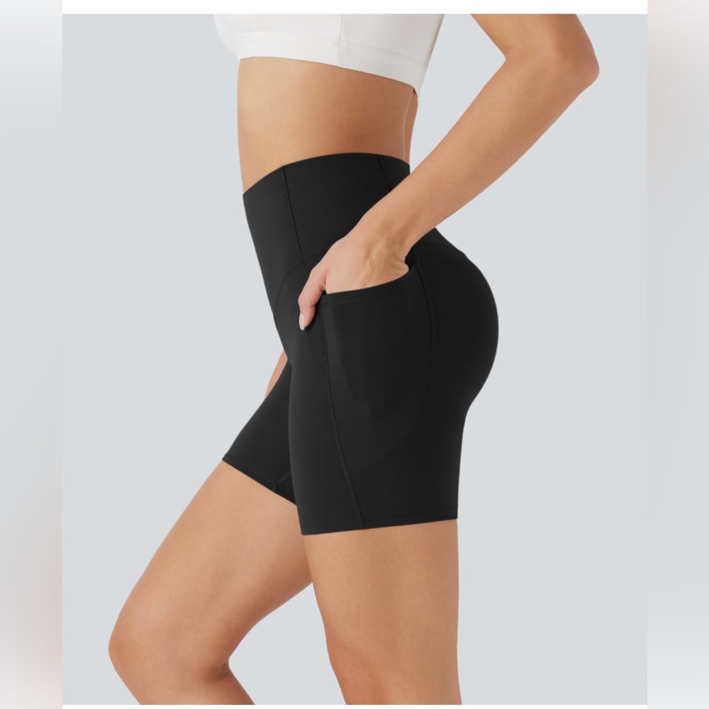 Halara butt lifting tummy control shorts 5” inseam size S black